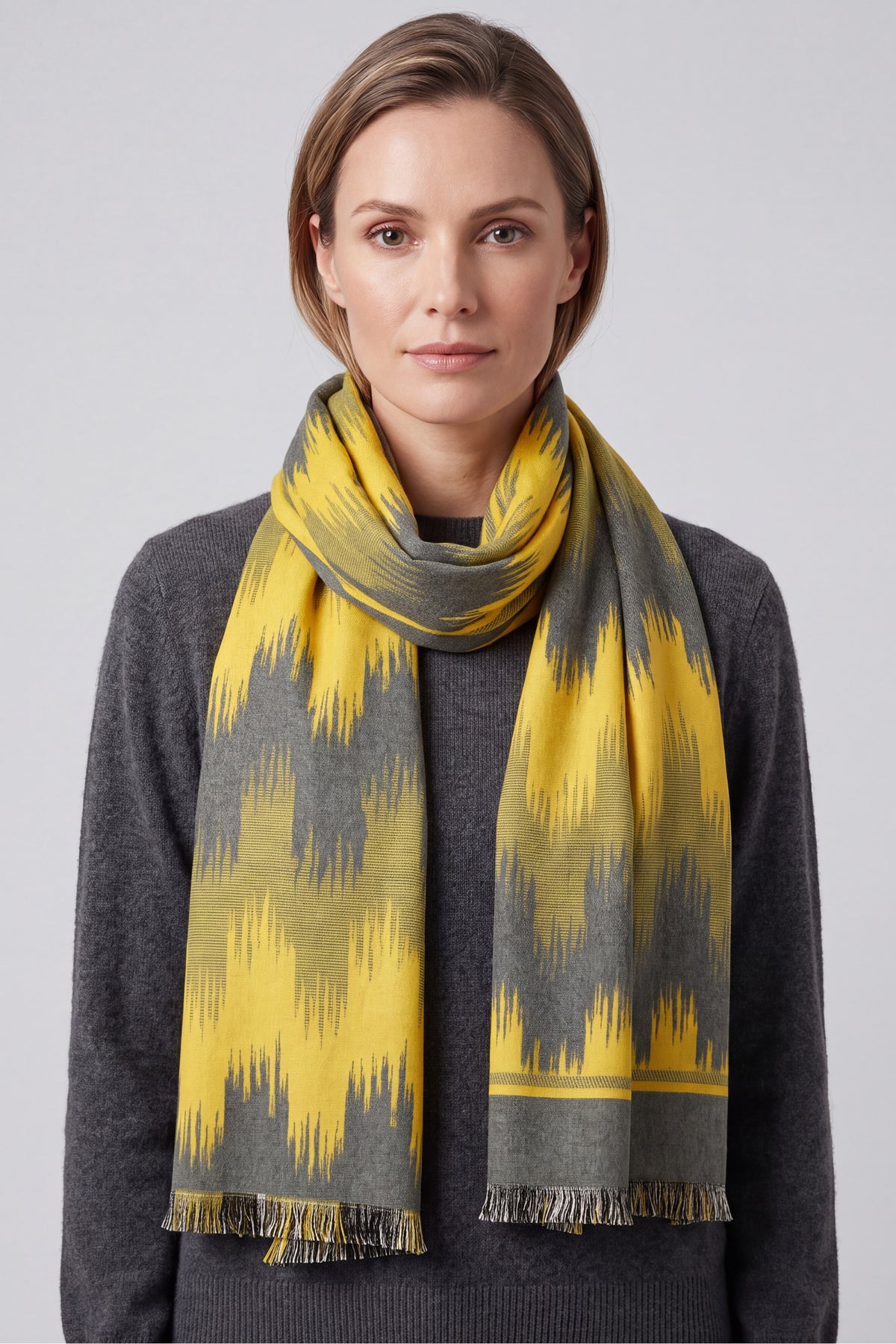 Women Abstract Pattern Woven Scarf with Fringed Edges