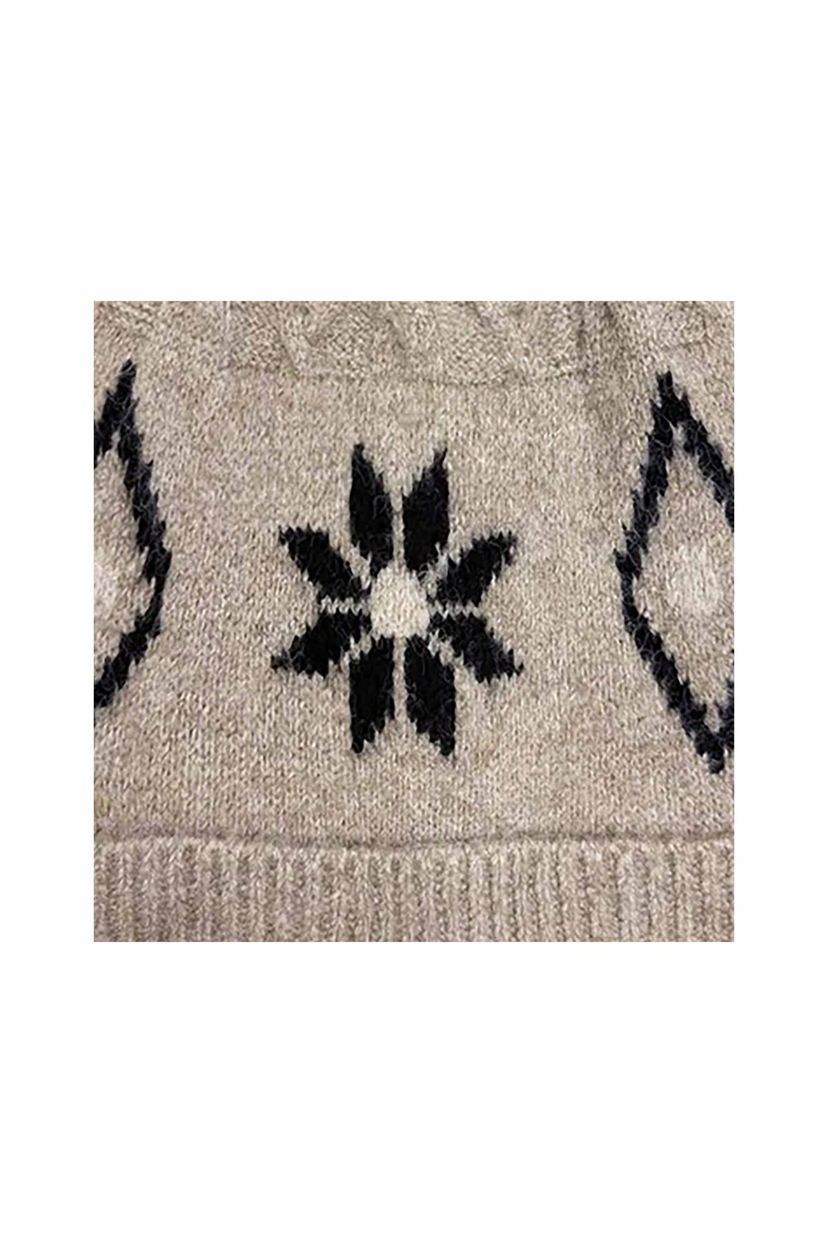 Women’s Nordic Pattern Faux Fur Pom Bobble Hat