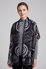 Women’s Abstract Circle Print Lightweight Scarf with Fringed Edge