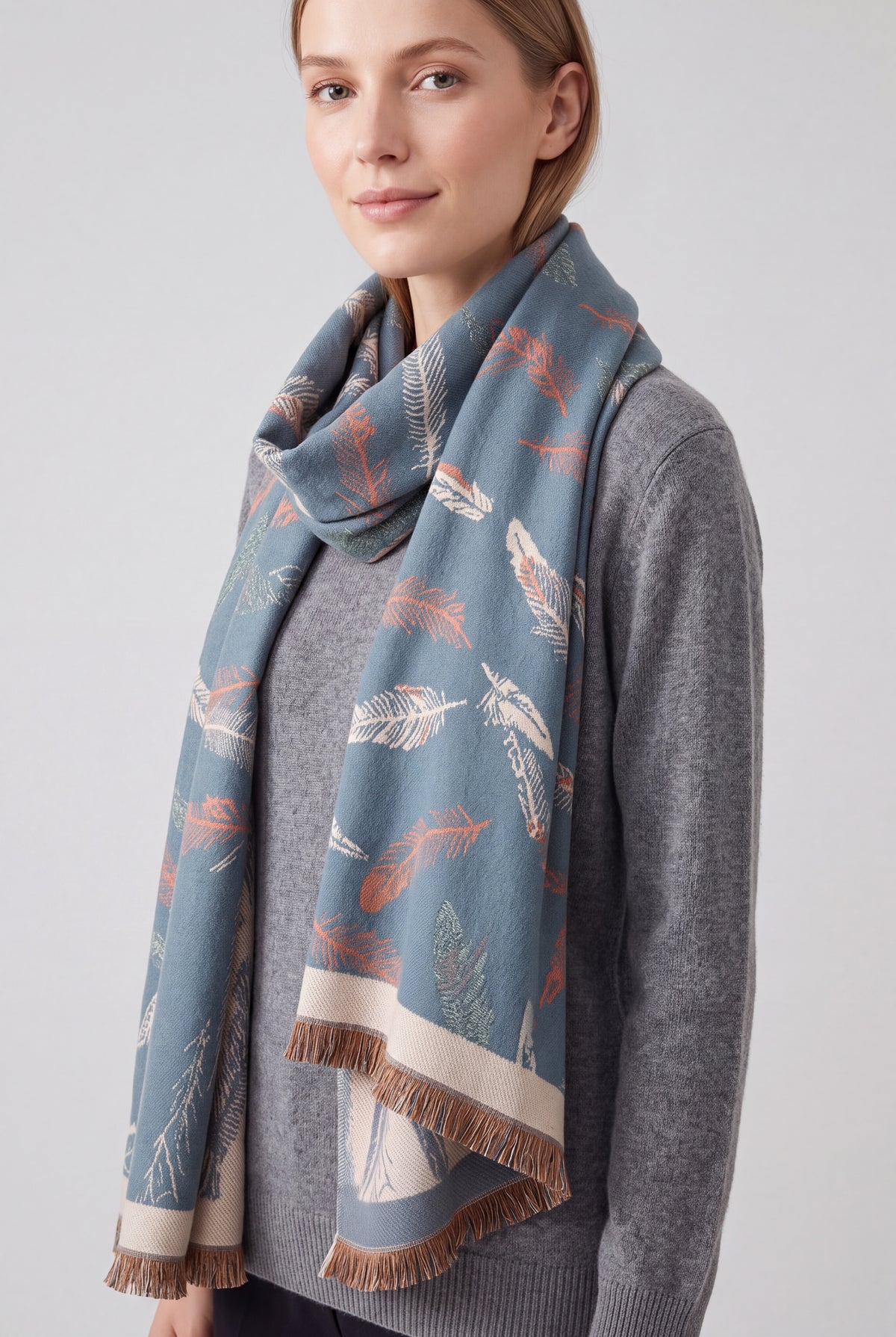 Reversible Feather-Pattern Jacquard Scarf with Soft Drape