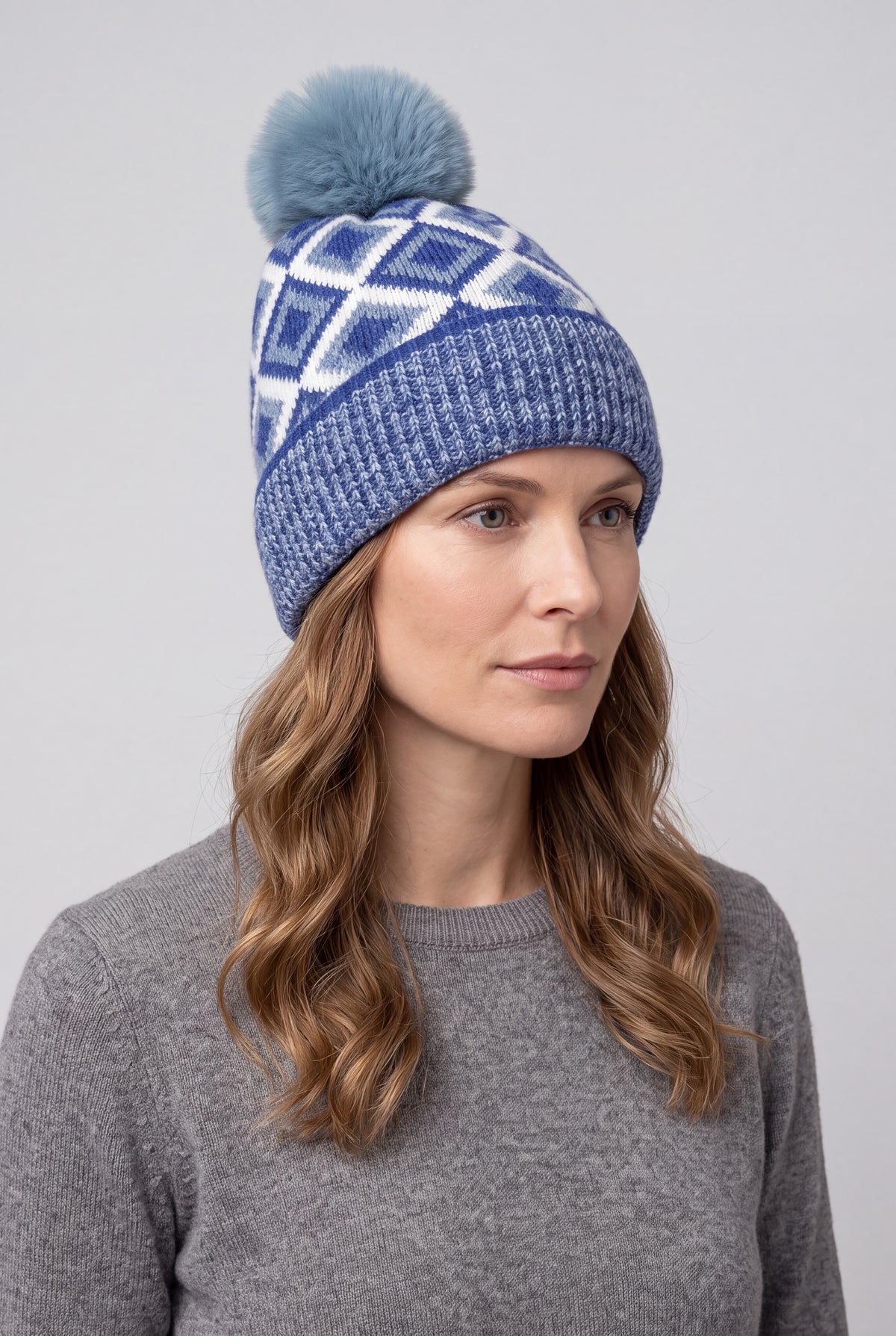 Classic Knitted Diamond Pattern Pom-Pom Hat