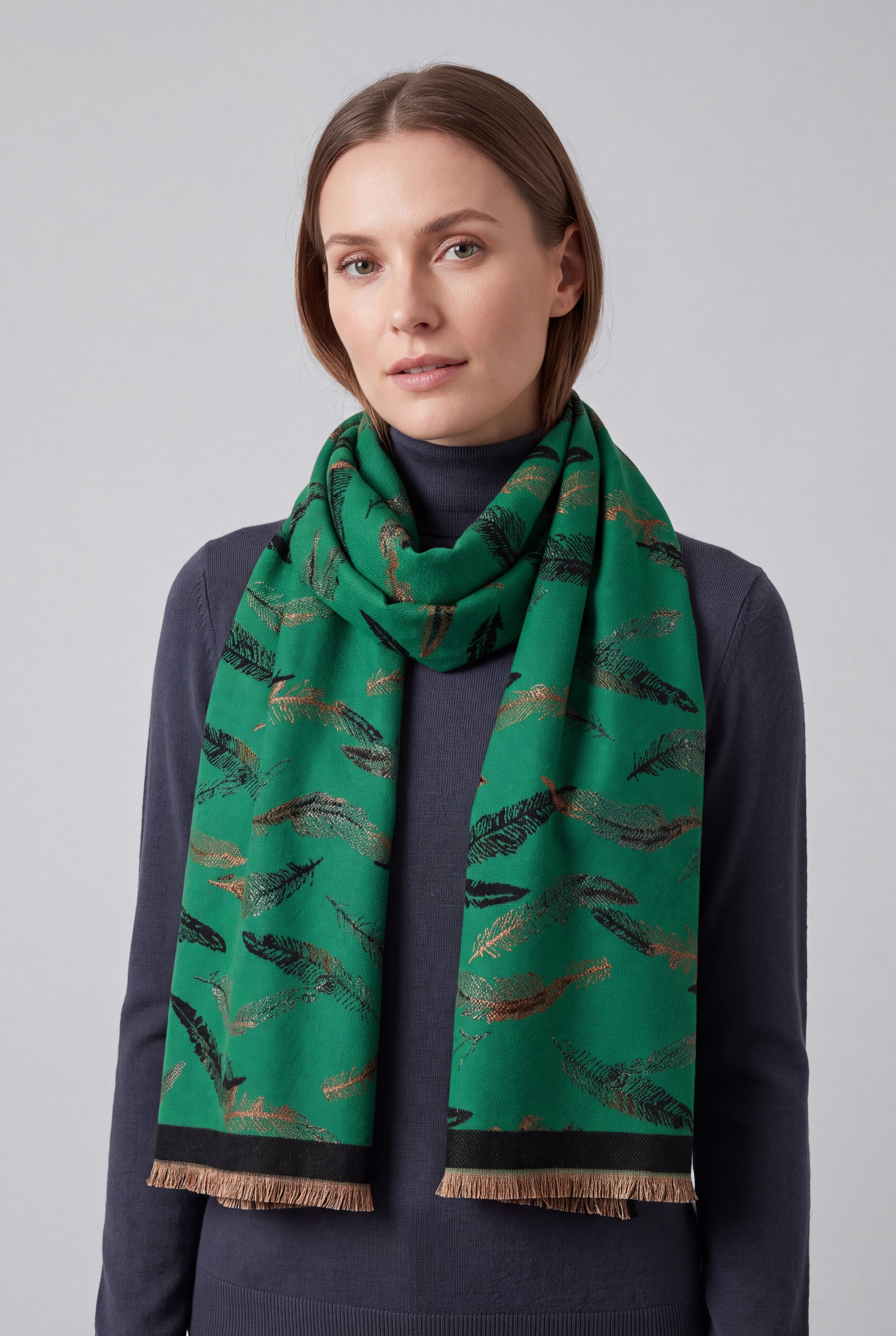 Reversible Feather-Pattern Jacquard Scarf with Soft Drape