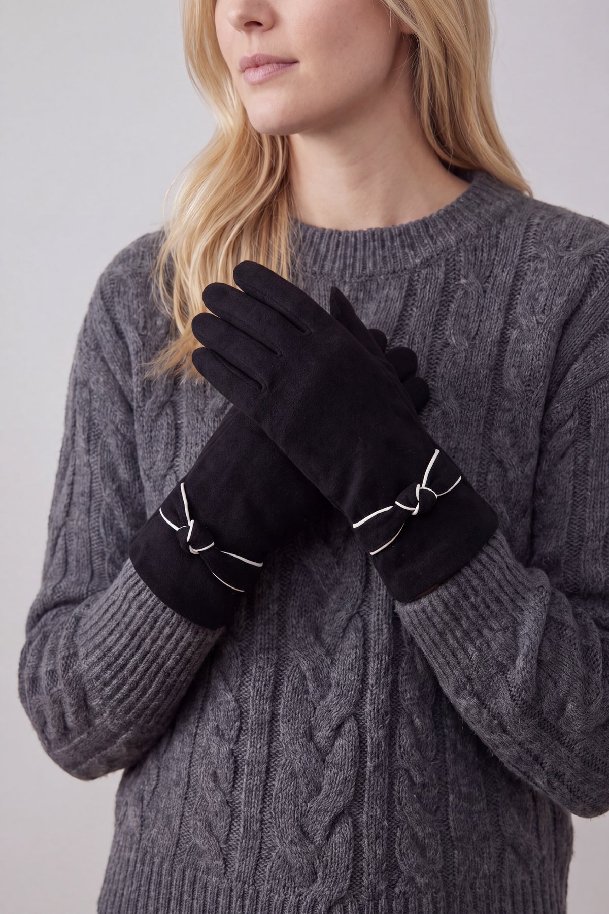 Women’s Soft Knot Detail Touchscreen Gloves