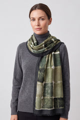 Women’s Abstract Block Print Lightweight Scarf with Fringed Trim
