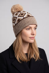Classic Knitted Diamond Pattern Pom-Pom Hat