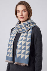 Women’s Two-Tone Triangle Pattern Scarf with Fringe