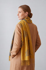 Women’s Highland Cow Print Reversible Scarf with Tassel Fringe