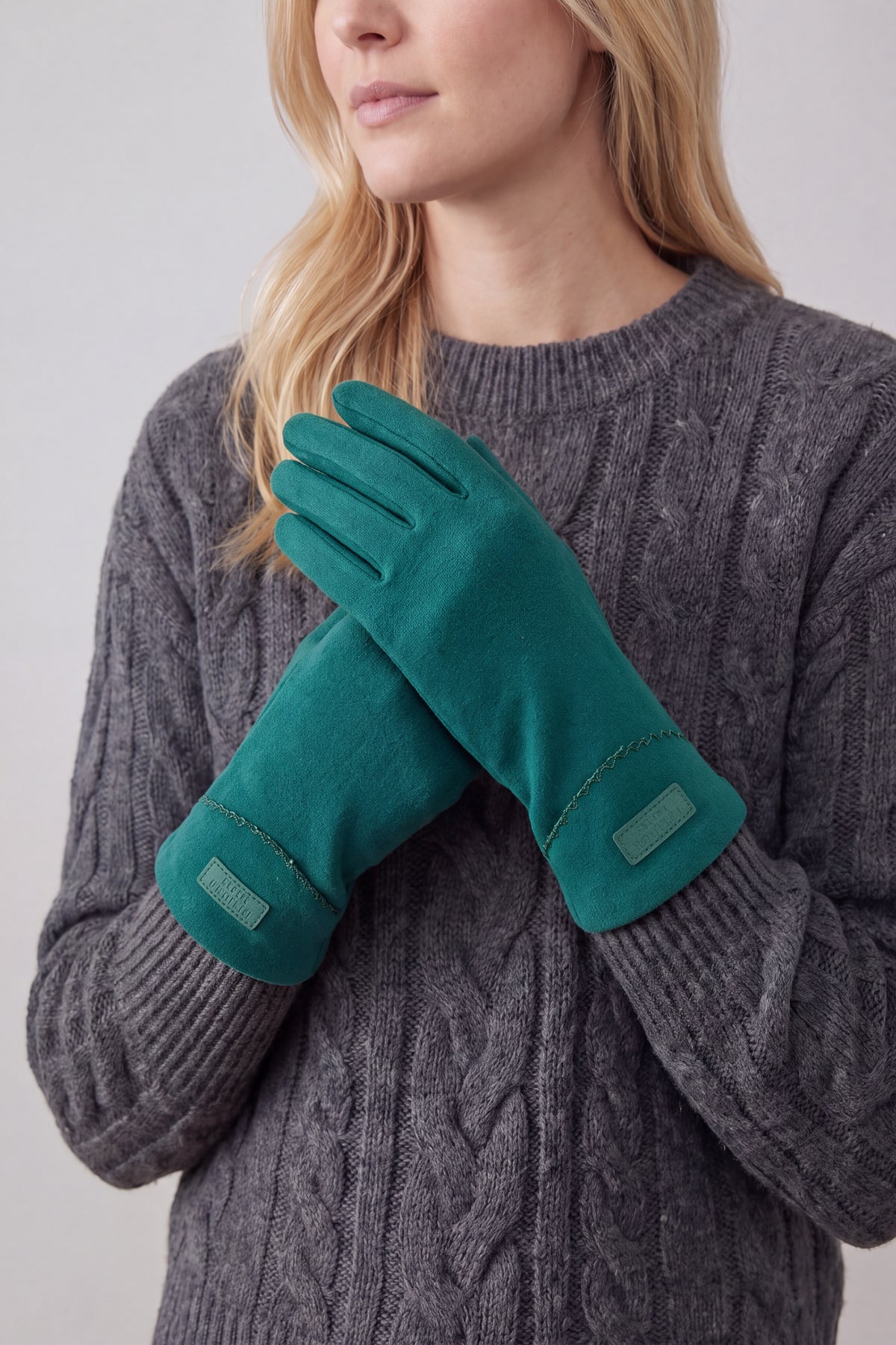 Plain Gloves with Single Stripe & Fleece Lining
