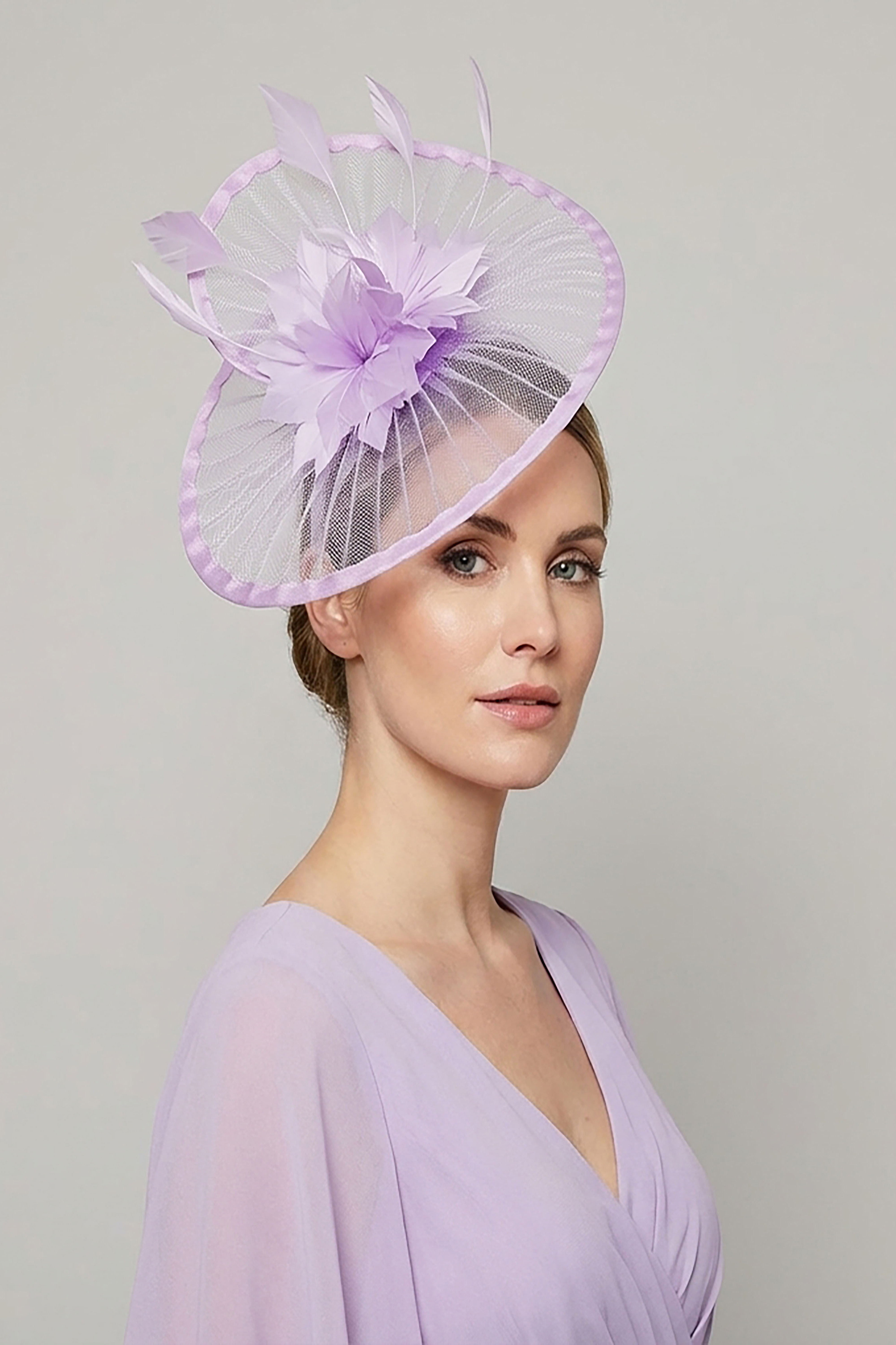 Classic Disc Fascinator with Feather Flower Detail