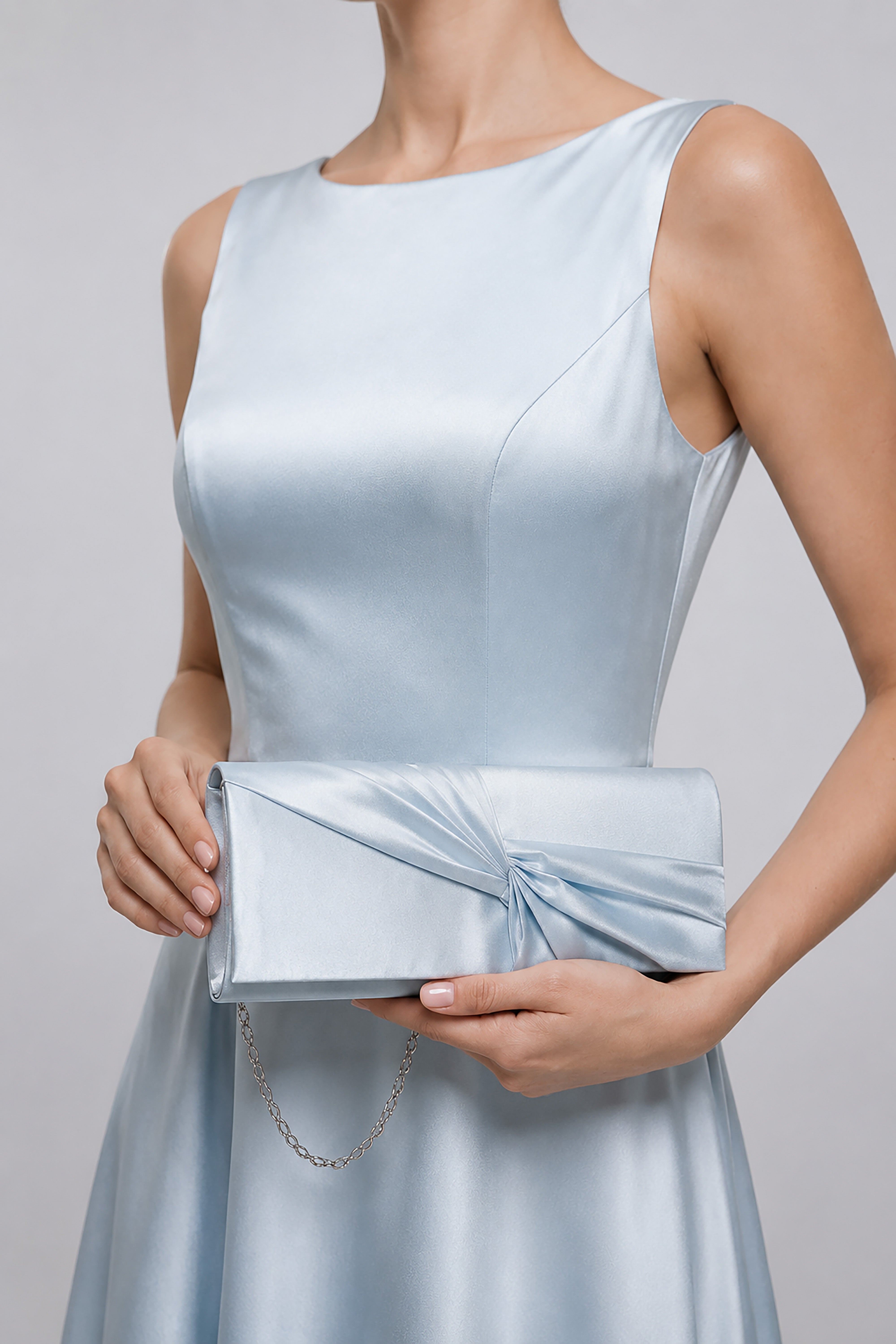 Luxury Satin Twist Knot Evening Clutch Bag with Detachable Chain
