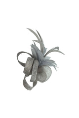 Small Feather & Sinamay Loop Fascinator – Dual Wear Brooch & Hair Clip