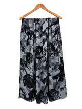 Women’s Abstract Flora Tulip Print Lightweight Scarf