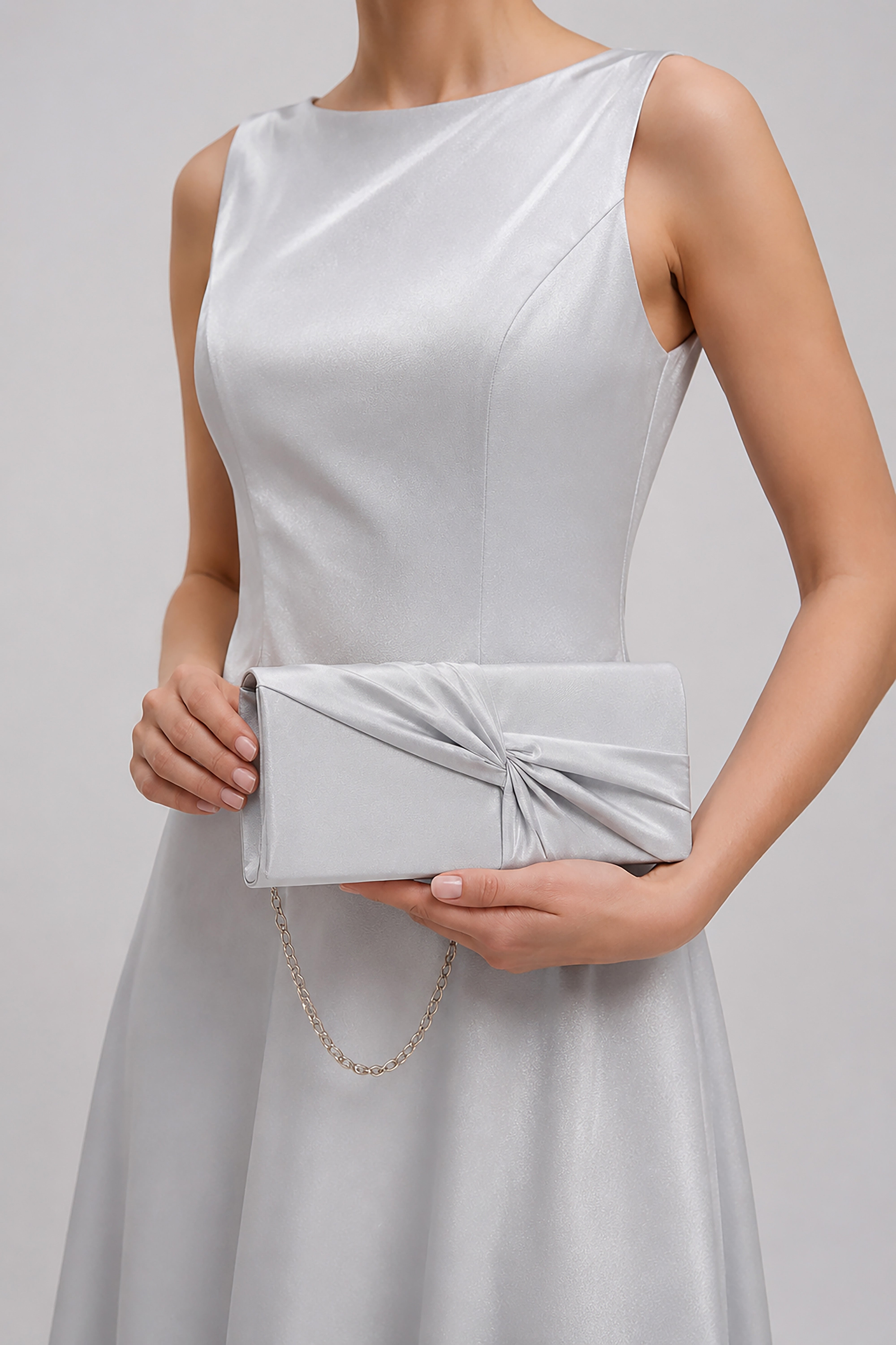 Luxury Satin Twist Knot Evening Clutch Bag with Detachable Chain