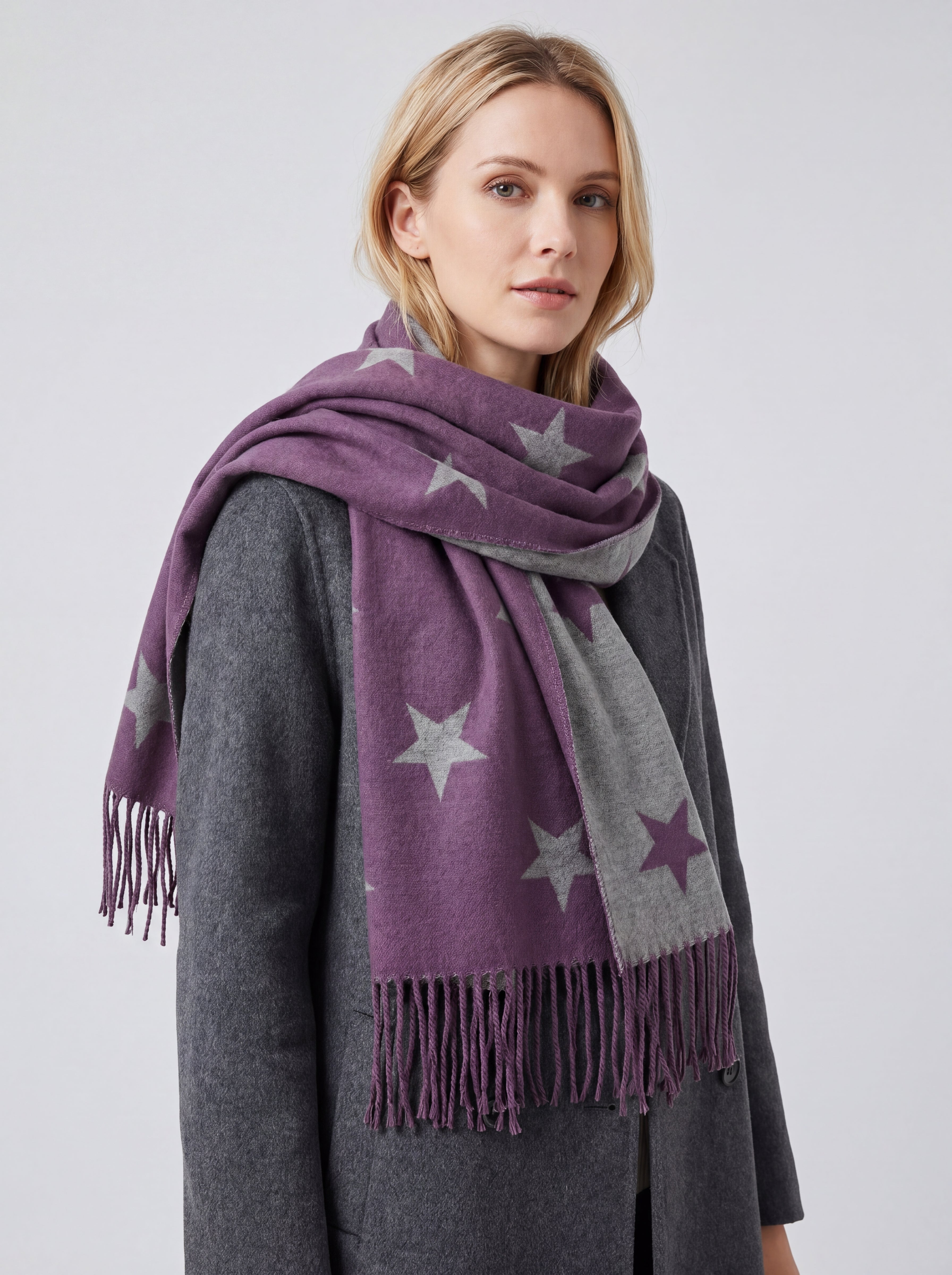 Reversible Wool-Blend Scarf – Star Print with Tassel Trim