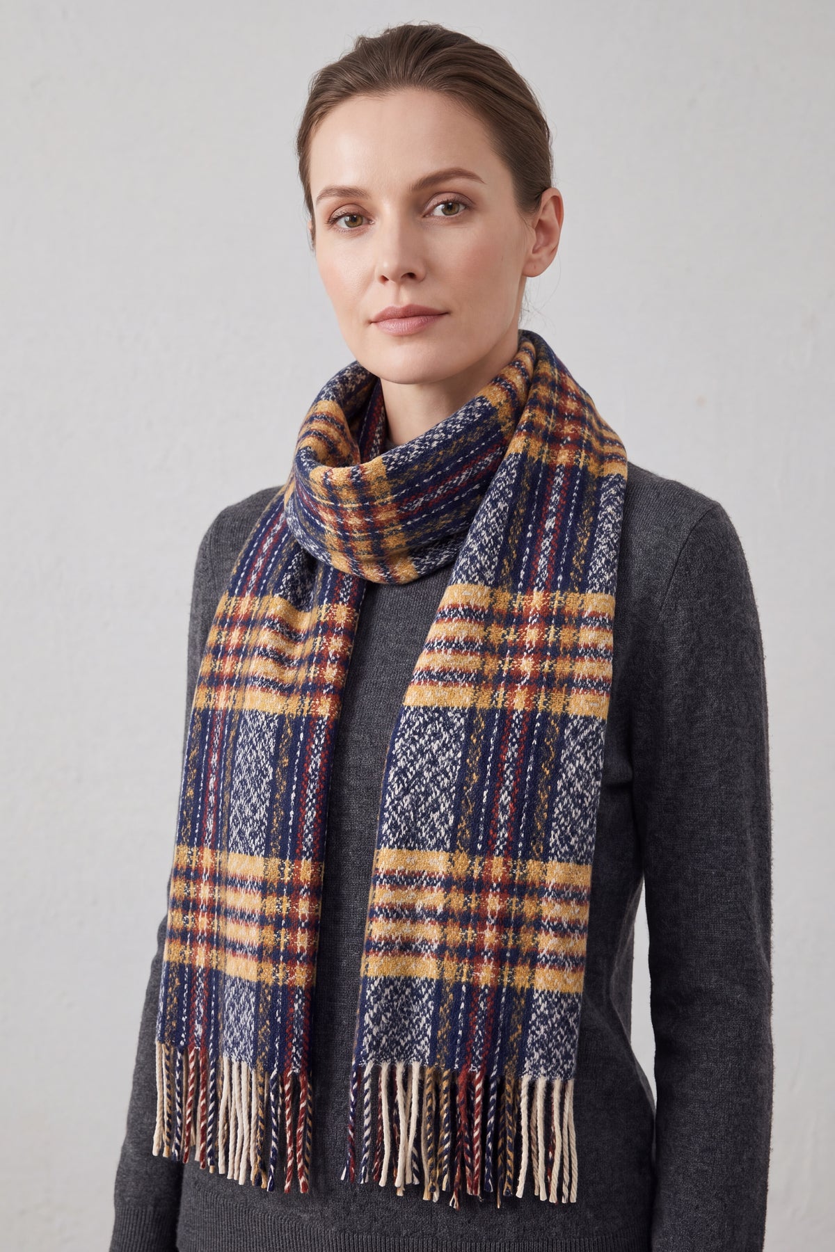 Soft Wool BlendClassic Check Pattern Scarf Fringed Ends