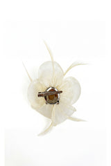 Small Sanity Flower Fascinator with Feather Trim – Dual Wear Brooch & Hair Clip