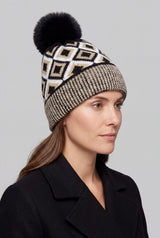 Classic Knitted Diamond Pattern Pom-Pom Hat