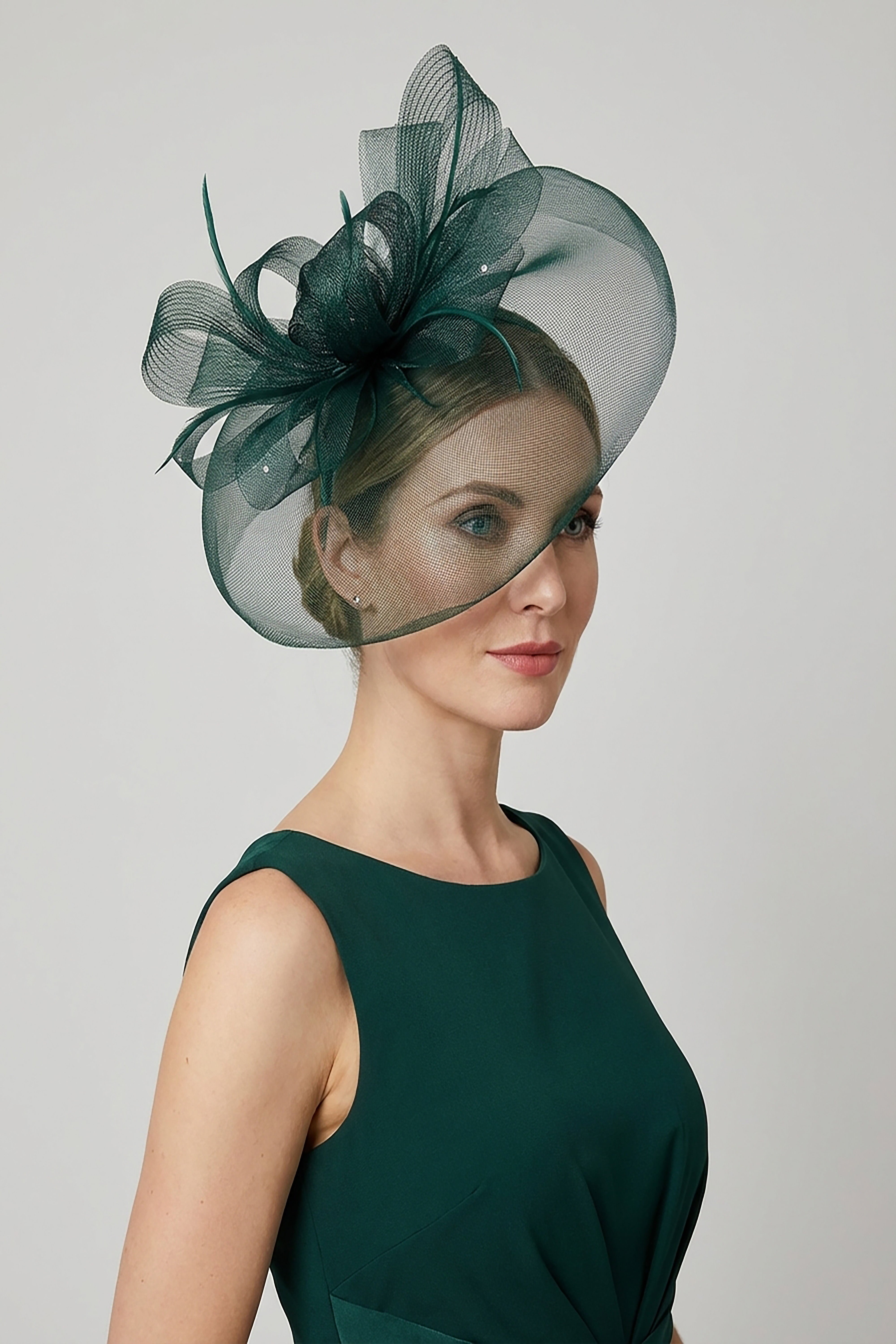 Elegant Mesh Fascinator Hat with Bow Detail for Weddings & Race Day