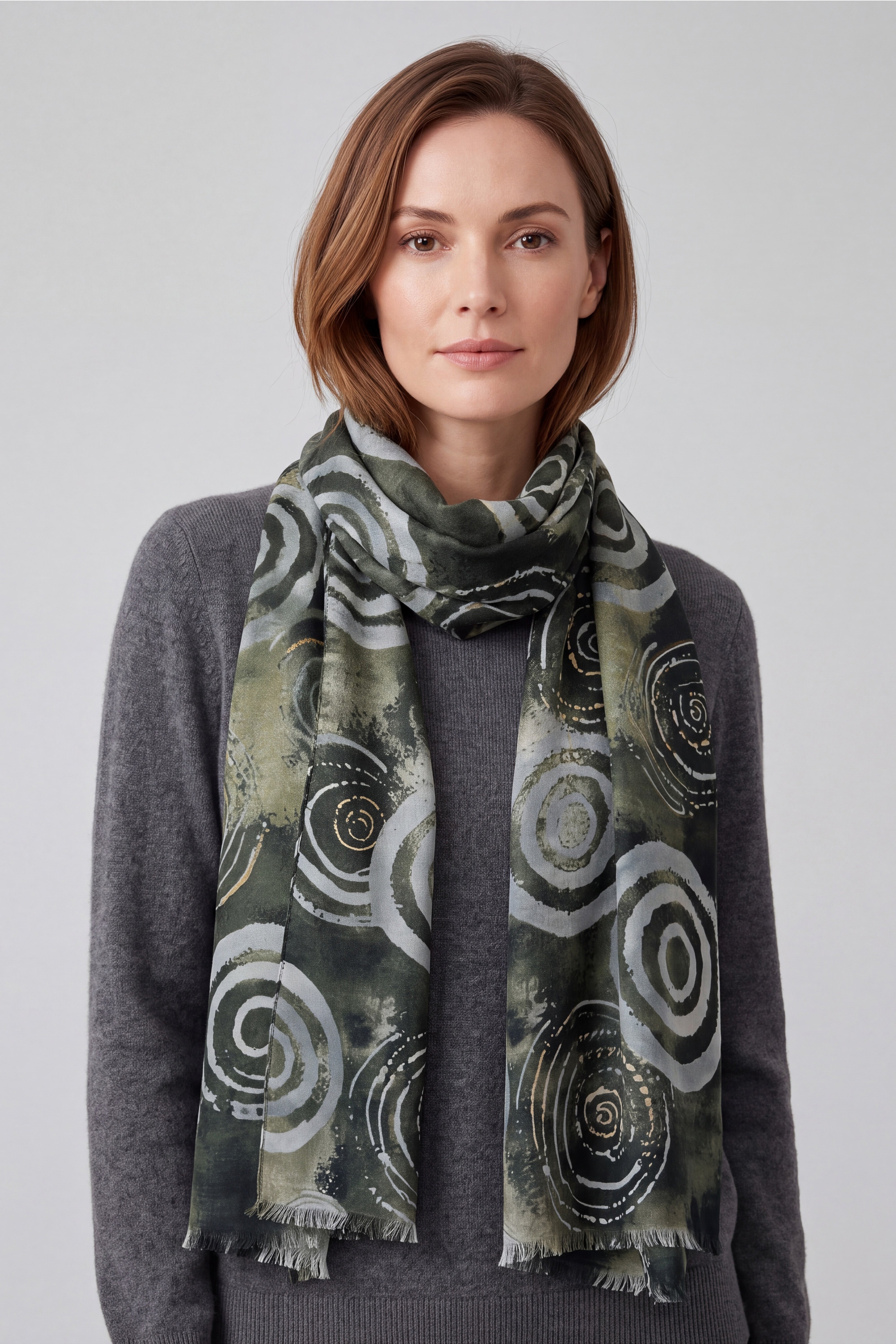 Women’s Abstract Circle Print Lightweight Scarf with Fringed Edge