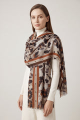 Geometric Circle Print Scarf with Tassels