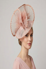 Dramatic Fan Mesh Disc Fascinator with Feather Centre Pin