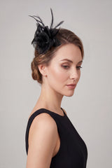 Small Fascinator with Feather Trim – Dual Wear Brooch & Clip