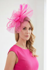 Elegant Feather Fascinator
