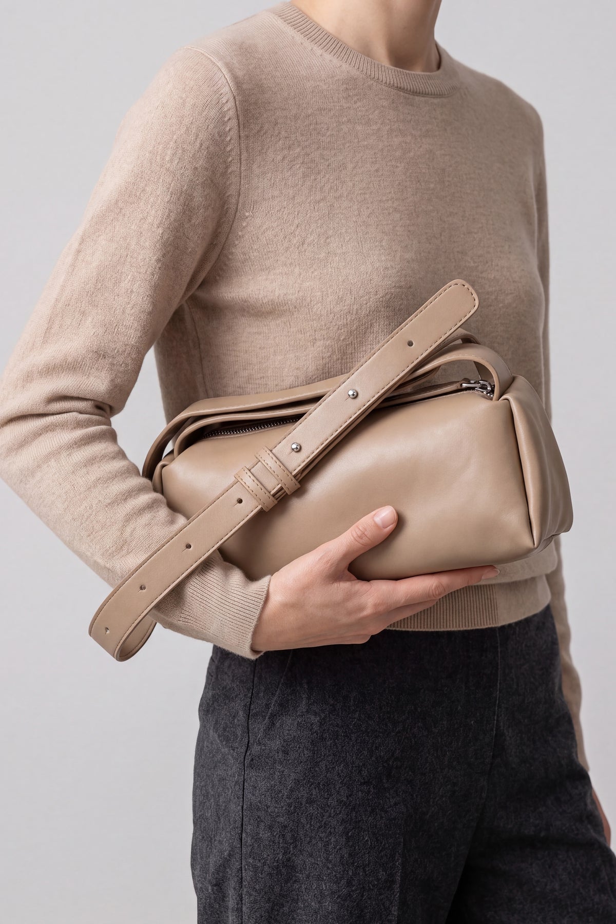 Women’s Soft Faux Leather Zip Top Shoulder Bag